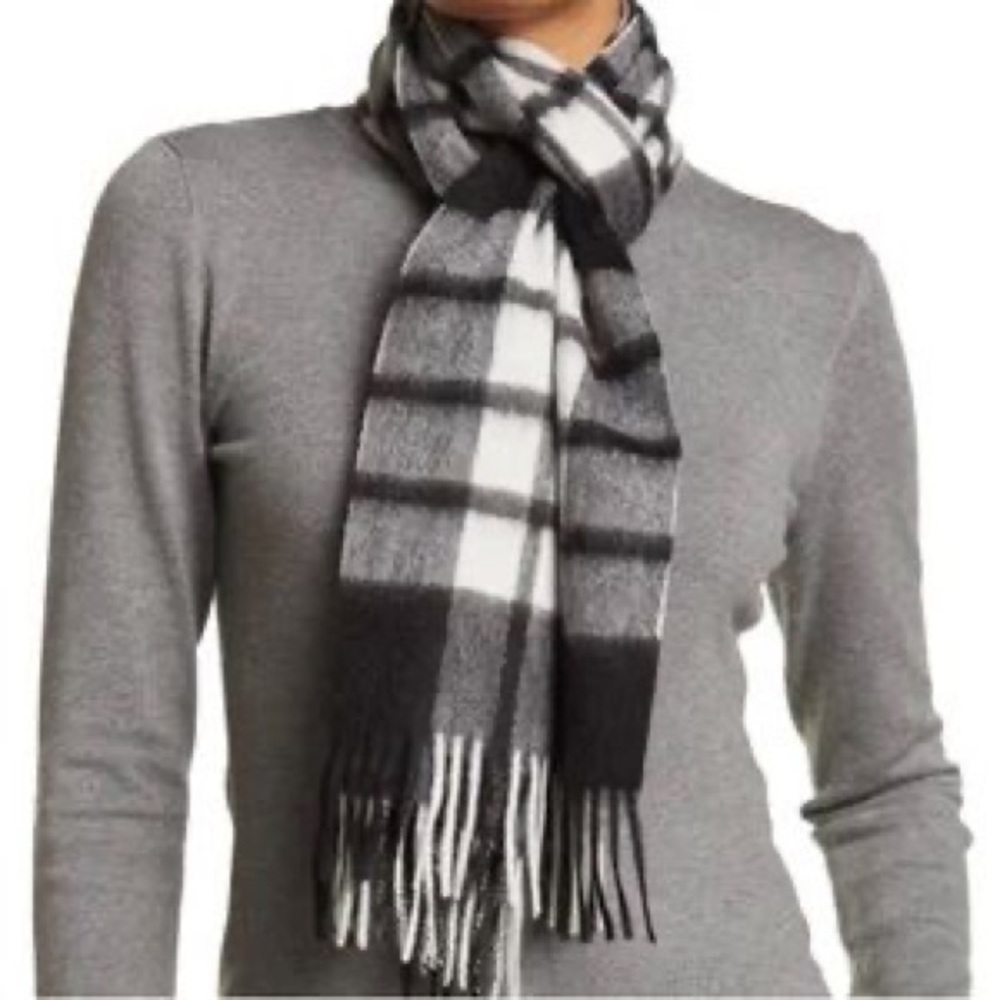 Phenix 100% Cashmere Black & White Soft Tassel Rectangle Scarf